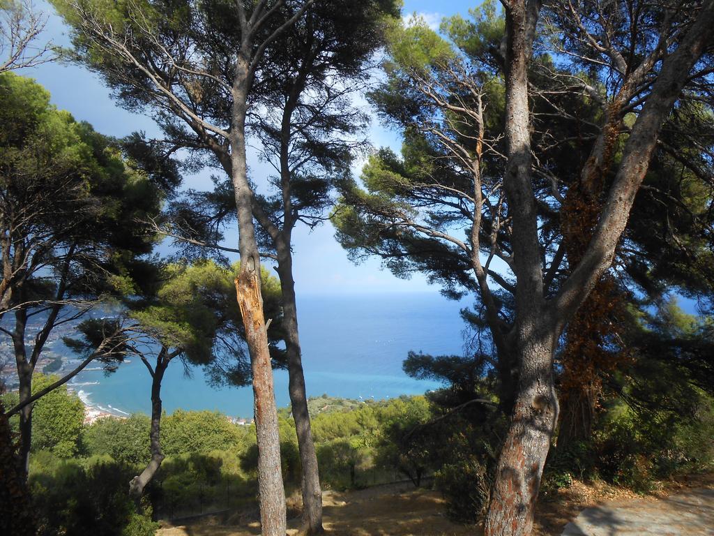 Torre Alpicella Holiday Home, A Scenic Escape Into Nature And Relaxation ディアーノ・マリーナ エクステリア 写真